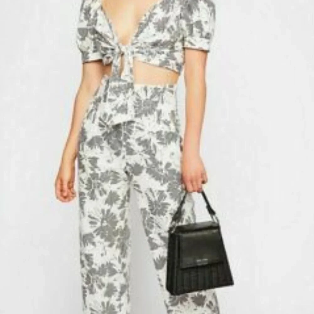 FREE PEOPLE Womens Black & White Hampton Front Tie Top & Crop Pants Matching Set